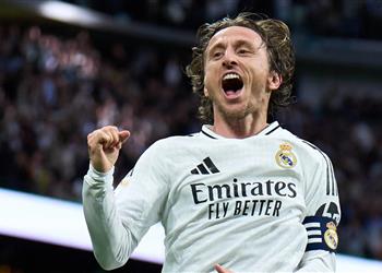 المال ليس في حساباته ماركا تكشف خطة مودريتش لتمديد عقده مع ريال مدريد