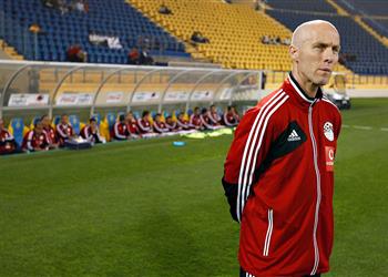 خاص برادلي يتلقى عروض ا للتدريب في الدوري المصري ويحسم موقفه