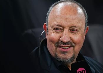 بينيتيز محمد صلاح لديه وضع خاص في ليفربول وما يفعله دليل على شيء واحد