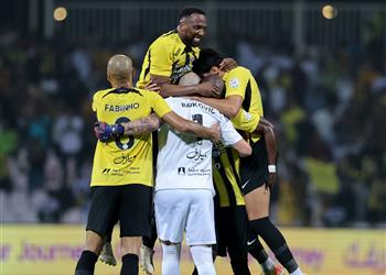 تقارير صحفية توضح غياب مدافع الاتحاد 4 أسابيع