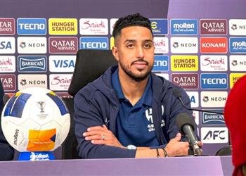 سالم الدوسري يحسم مستقبله مع الهلال وي دافع عن علي البليهي