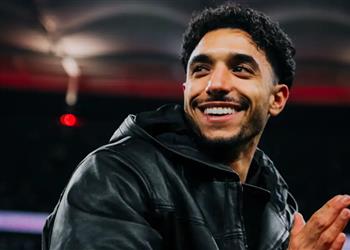 رغم رحيله عمر مرموش لاعب الشهر في فرانكفورت