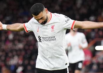 شيرر لا أستبعد فوز محمد صلاح بـ الكرة الذهبية