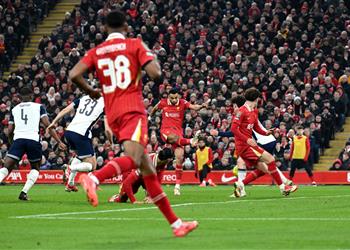 فيديو أسيست محمد صلاح جاكبو يسجل هدف ليفربول الأول أمام توتنهام