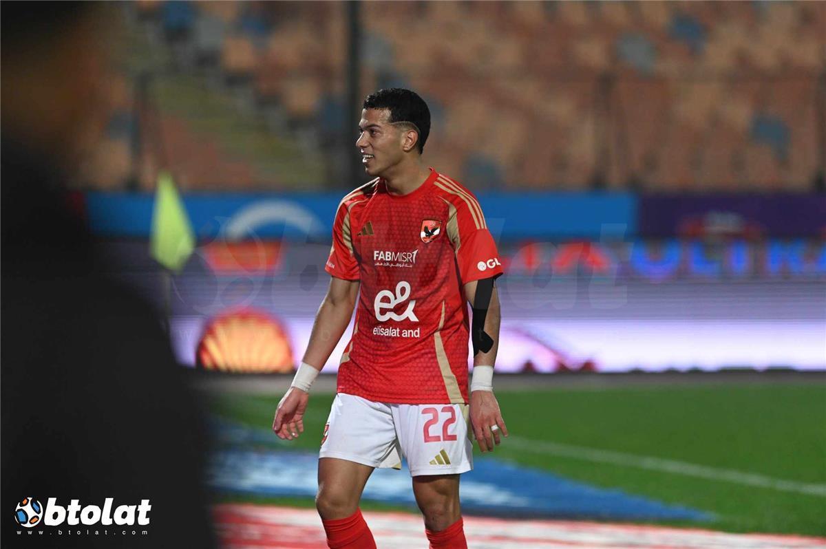 الحلم نيوز : إمام عاشور يعلن انضمام لاعب الزمالك إلى الأهلي ويهنئه