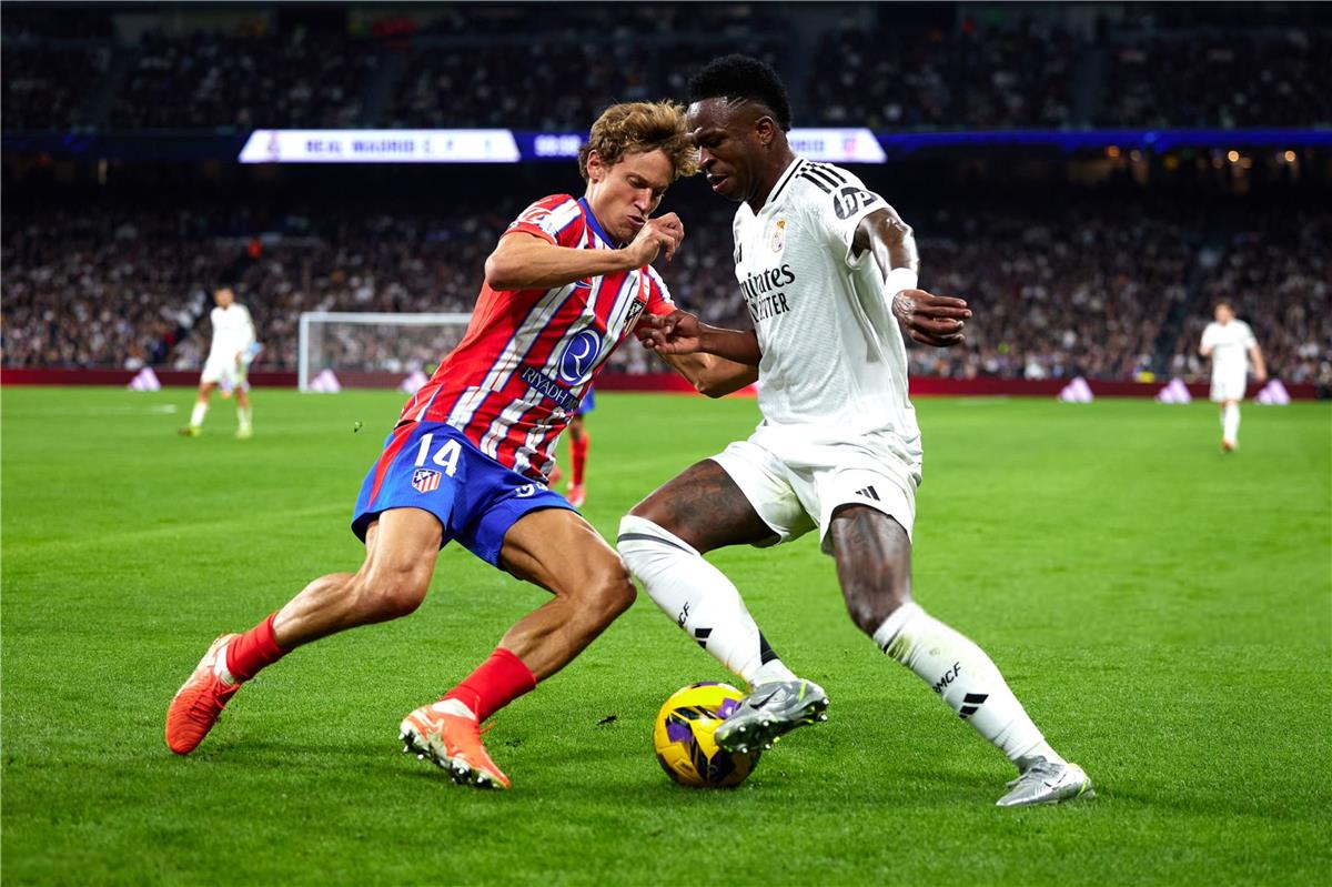 ترتيب الدوري الإسباني بعد فوز برشلونة على إشبيلية وتعادل ريال مدريد مع أتلتيكو.. الليجا تشتعل