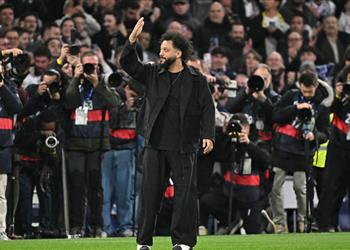 احتفاء رائع وقميص خاص ريال مدريد ي كرم مارسيلو قبل مباراة أتلتيكو مدريد