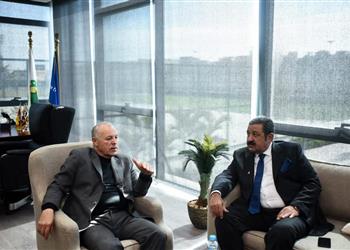 هاني أبو ريدة يستقبل رئيس الاتحاد الكويتي لإقامة مشروعات مشتركة