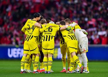 بوروسيا دورتموند يتعرض لضربة قوية قبل صدام برشلونة في دوري أبطال أوروبا