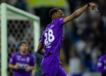 الهلال يهزم التعاون بثنائية ويواصل مطاردة الاتحاد في الدوري السعودي