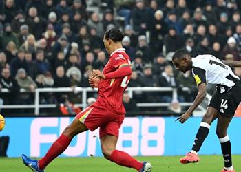 إيزاك بعد فوز نيوكاسل على ليفربول في نهائي كأس كاراباو هذه مجرد بداية