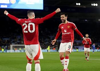 مانشستر يونايتد يزيد أوجاع ليستر سيتي ويهزمه بثلاثية في الدوري الإنجليزي فيديو