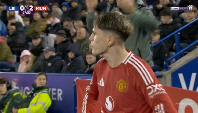 هدف مانشستر يونايتد الثاني في مرمي ليستر سيتي بالدوري الانجليزي