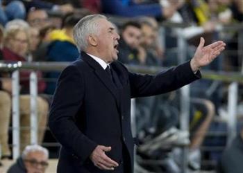 أنشيلوتي يفتح النار مجدد ا بسبب ضغط المباريات على المسئولين التدخل