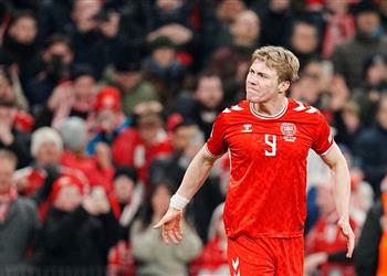 إحتفالا على طريقة رونالدو هويلوند يهدي الدنمارك فوزا هاما على البرتغال في ذهاب ربع نهائي دوري الأمم الأوروبية فيديو