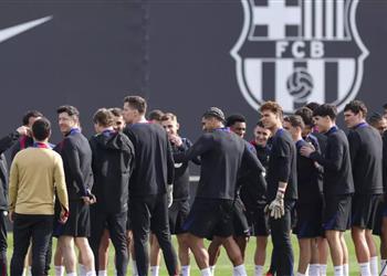 برشلونة يتفاوض لاستعادة ثلاثي إسبانيا قبل مباراة أوساسونا