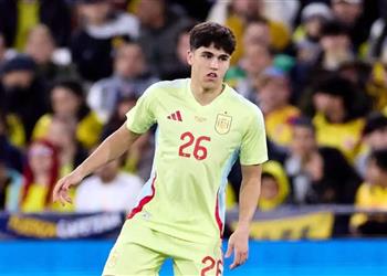 كوبارسي يغادر معسكر منتخب إسبانيا ويعود إلى برشلونة