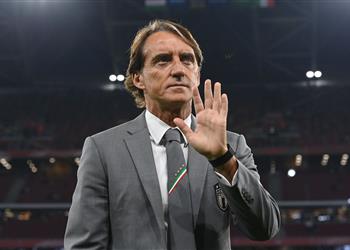 يوفنتوس يتواصل مع مانشيني لخلافة تياجو موتا