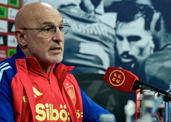 دي لا فوينتي بعد الإطاحة بـ هولندا لعبنا نهائي خارج عن السيطرة