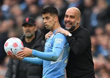 كانسيلو جوارديولا عبقري لكنه سبب رحيلي عن مانشستر سيتي