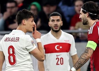 إشارة صمت وسخرية حرب التصريحات تشتعل بين أردا جولر وسوبوسلاي