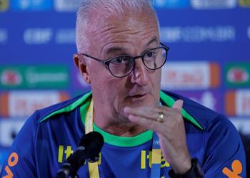 مدرب البرازيل مواجهة الأرجنتين ستكون معركة على أرض الملعب