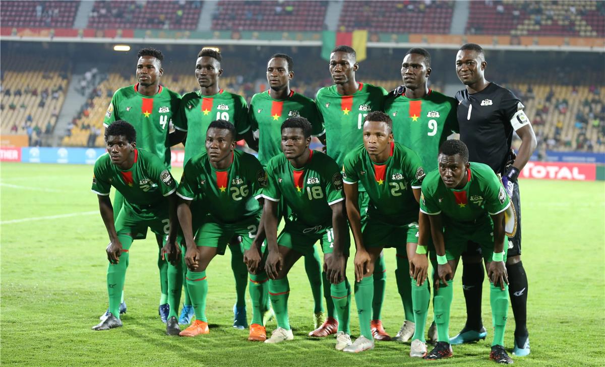 بوركينا فاسو تفوز على غينيا بيساو بثنائية وتقلص الفارق مع مصر في تصفيات كأس العالم