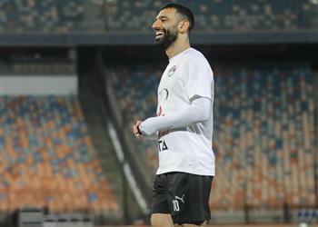 فيديو موقف طريف لـ محمد صلاح مع م شج ع في فندق إقامة منتخب مصر