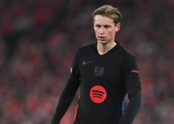 برشلونة يترك الكرة في ملعب فليك بشأن تجديد دي يونج ولاعب سيكون الضحية