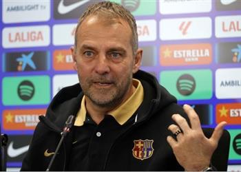 فليك يحسم موقف رافينيا وأراوخو وكوبارسي من مباراة برشلونة وأوساسونا