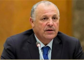 الشيخ حمد بن خليفة يهنئ هاني أبو ريدة بعيد الفطر المبارك