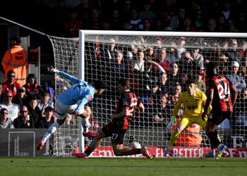مدرب بورنموث بعد الخروج من كأس الاتحاد أمام مانشستر سيتي لم نخسر بسبب مرموش