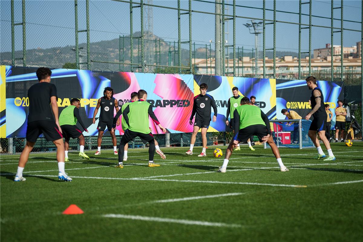 برشلونة يتلقى دفعة معنوية قوية قبل مواجهة أتلتيكو مدريد في كأس ملك إسبانيا
