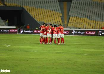 قائمة الأهلي لمباراة طلائع الجيش في الدوري المصري موقف بن شرقي وعلي معلول