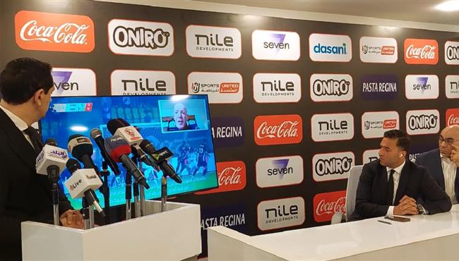 الزمالك يعرض فيديو للحكم الإنجليزي السابق جالاجر لشرح الحالات والأخطاء التحكيمية التي تعرض لها الزمالك بالدوري في مؤتمر صحفي