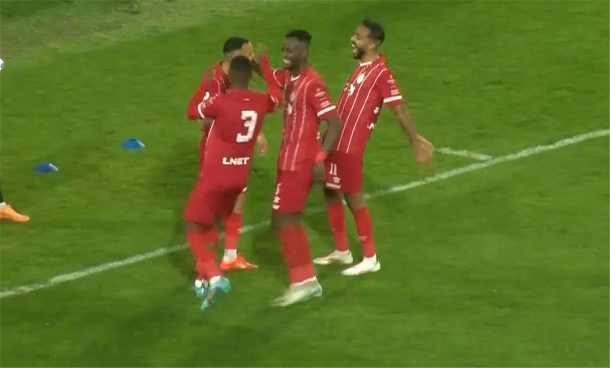 الصالح سبورت : فيديو | كهربا يُسجل هدفين في مباراة الاتحاد والترسانة بالدوري الليبي