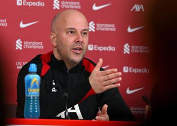 سلوت يوضح حالة مهاجمه المصاب قبل مباراة ليفربول وساوثهامبتون