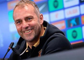 فليك سأترك لكم الحكم على قراراتي وسنحسم موقف بيدري أمام أوساسونا غد ا