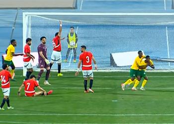 فيديو منتخب مصر يخسر أمام جنوب إفريقيا بثلاثية ويودع تصفيات كأس أمم إفريقيا للمحليين