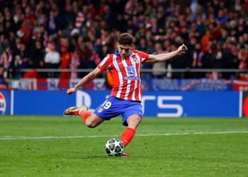 قرار مفاجئ من يويفا بعد الجدل بشأن ركلة جزاء جوليان ألفاريز أمام ريال مدريد