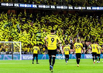 الاتحاد يفوز على العروبة بثنائية ويبتعد بصدارة الدوري السعودي