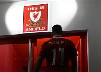 تفاصيل عقد محمد صلاح مع ليفربول الراتب وترتيبه بين الأعلى أجر ا في الدوري الإنجليزي