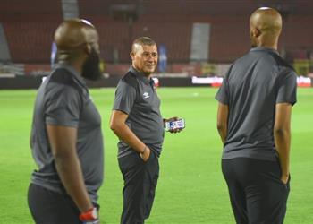 كيفين جونسون لـ بطولات مواجهات الأهلي وبيراميدز ضد أندية جنوب إفريقيا ستكون تكتيكية ومغلقة