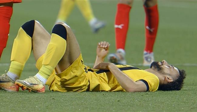 اصابة احمد عبد القادر وخروجة في مباراة قطر والشحانية بالدوري القطري