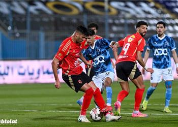 بعد يحيى عطية الله لاعب جديد من الأهلي يغادر مباراة بيراميدز للإصابة فيديو