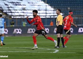 فيديو في الوقت القاتل أحمد رضا ي سجل هدف تعادل الأهلي أمام بيراميدز
