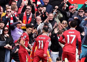 مكافأة بعد التوقيع محمد صلاح ي حقق إنجاز ا تاريخي ا في الدوري الإنجليزي أمام وست هام