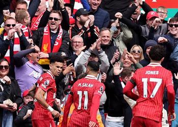 ماذا يحتاج ليفربول للتتويج بالدوري الإنجليزي بعد الفوز على وست هام