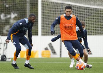 لا نتعامل مع والدينا بيلينجهام يعلق على مشادته مع روديجر قبل مباراة ريال مدريد وآرسنال