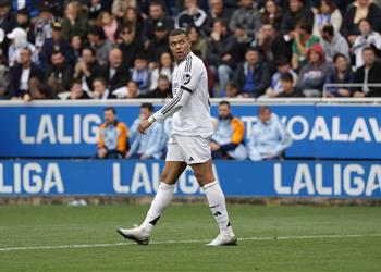 هل يلعب الكلاسيكو رسمي ا الإعلان عن عقوبة مبابي بعد طرده أمام ألافيس